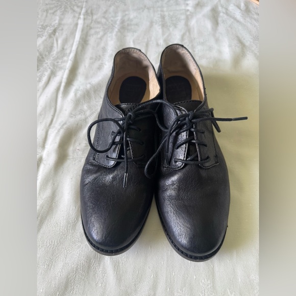 Frye Shoes - Frye dress shoes woman